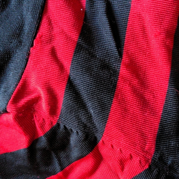 90s red & black striped top with tie - Picture 7 of 9